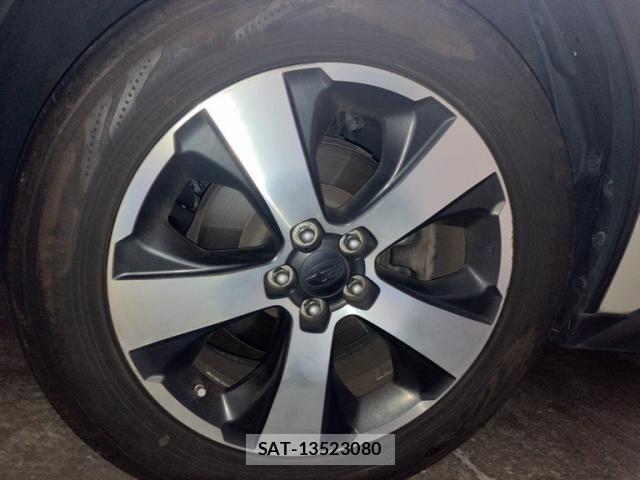 Subaru XV HYBRID 2014-02 8369073-8