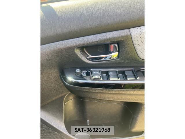 Subaru XV HYBRID 2014-05 8415200-18