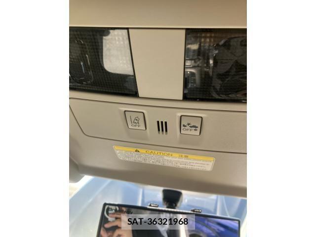 Subaru XV HYBRID 2014-05 8415200-26