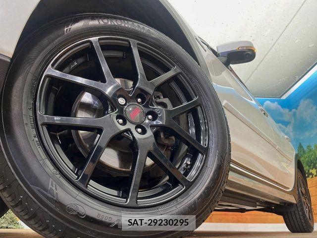 Subaru XV HYBRID 2018-12 8458535-13