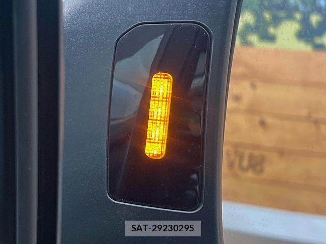 Subaru XV HYBRID 2018-12 8458535-4