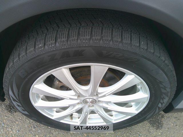 Subaru XV HYBRID 2022-12 8527561-28