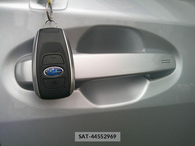 Subaru XV HYBRID 2022-12 8527561-7