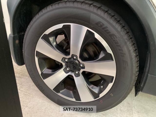 Subaru XV HYBRID 2013-11 8563695-10