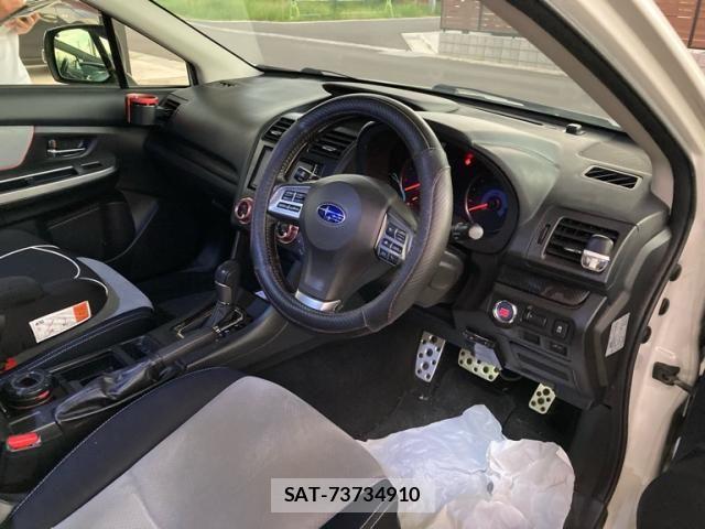 Subaru XV HYBRID 2013-11 8563695-13