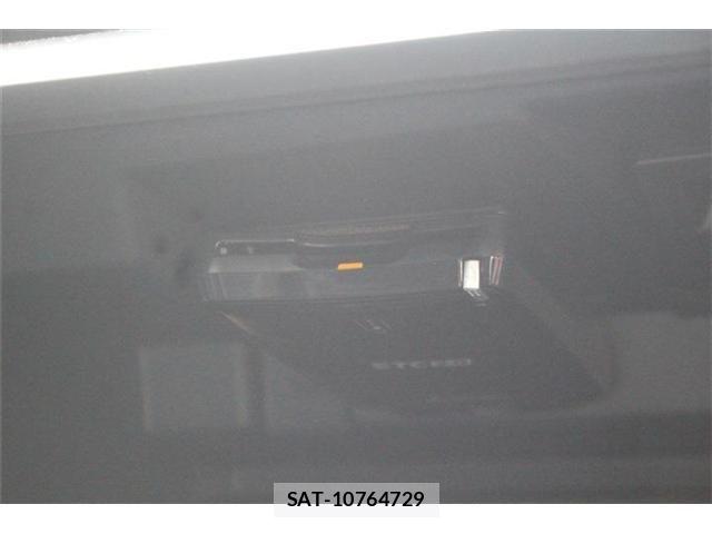 Subaru XV HYBRID 2019-06 8563693-4