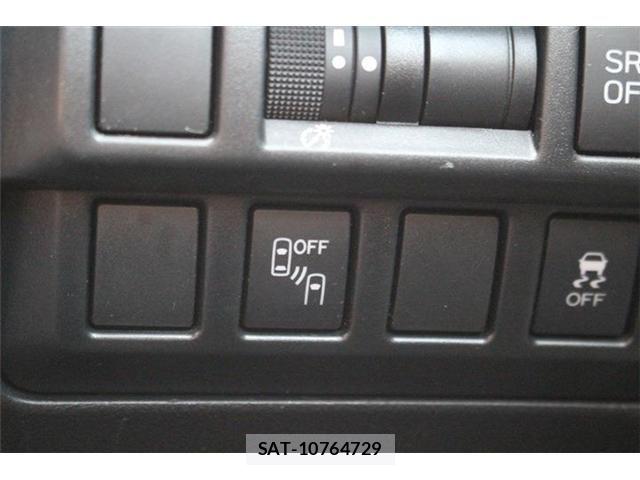 Subaru XV HYBRID 2019-06 8563693-7