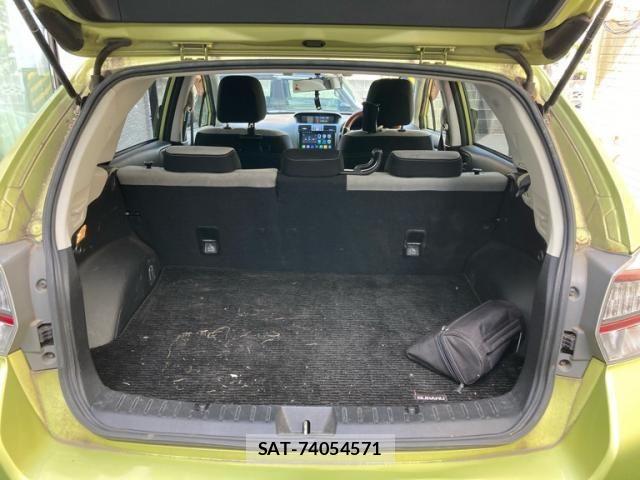 Subaru XV HYBRID 2014-02 8629145-9