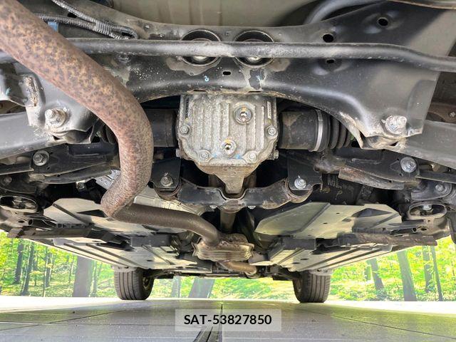 Subaru XV HYBRID 2013-08 8629144-18