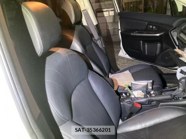 Subaru XV HYBRID 2013-09 8629147-4