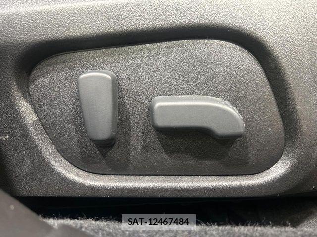 Subaru XV HYBRID 2014-06 8629143-6