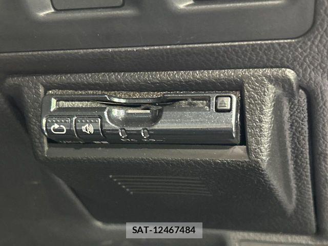 Subaru XV HYBRID 2014-06 8629143-7