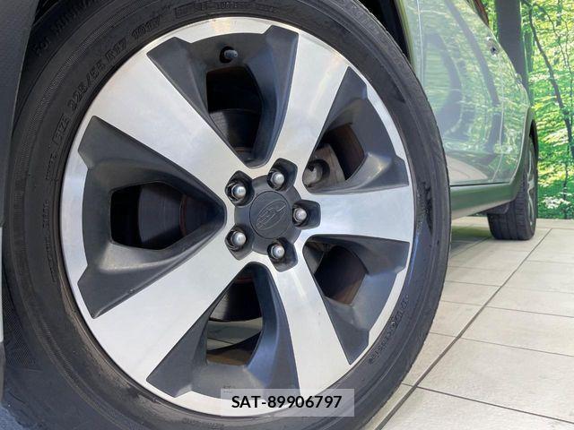 Subaru XV HYBRID 2013-11 8629142-12