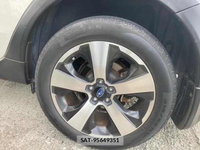 Subaru XV HYBRID 2015-12 8666978-5