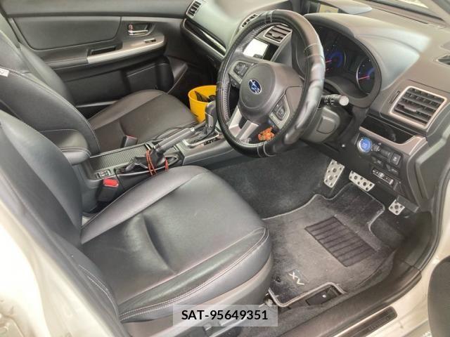 Subaru XV HYBRID 2015-12 8666978-8
