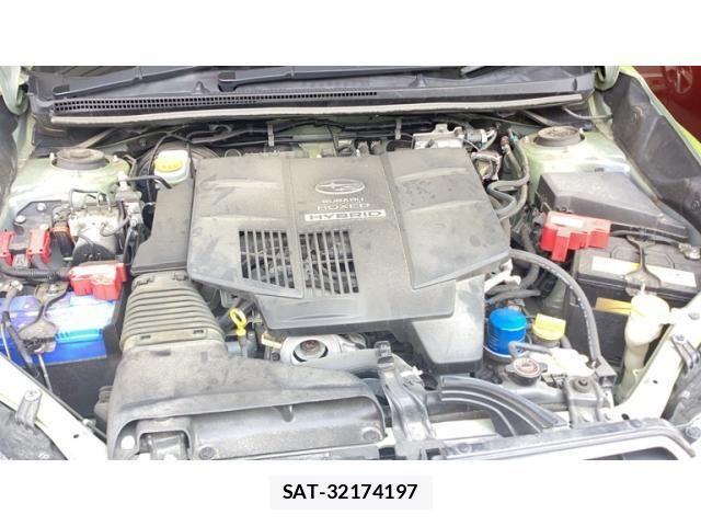 Subaru XV HYBRID 2013-12 8661821-13
