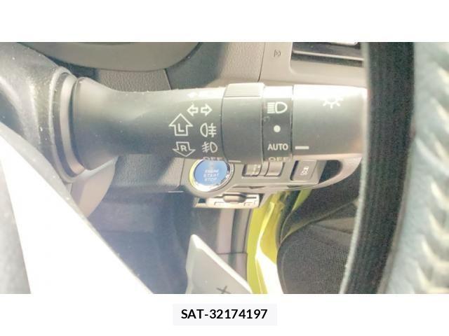 Subaru XV HYBRID 2013-12 8661821-15