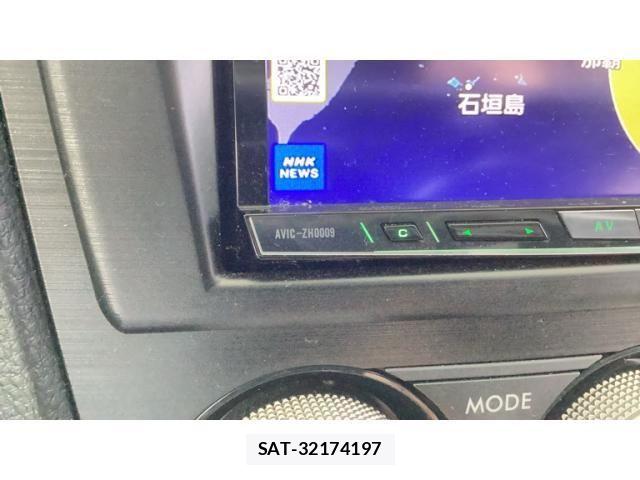 Subaru XV HYBRID 2013-12 8661821-21