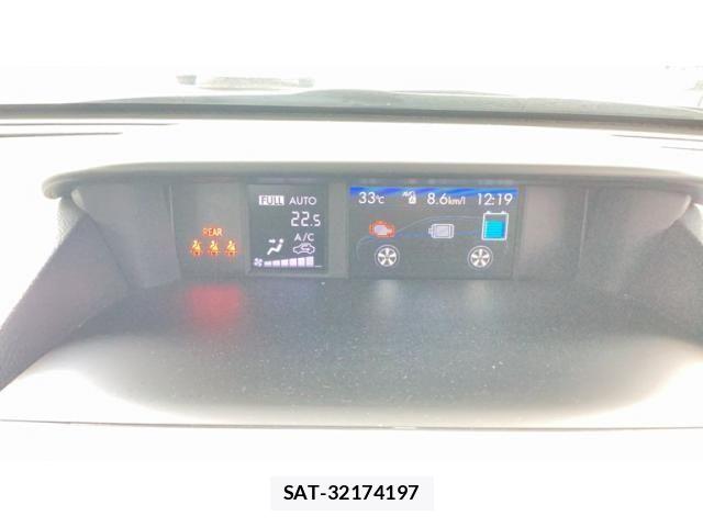 Subaru XV HYBRID 2013-12 8661821-22