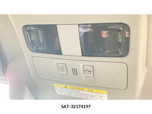 Subaru XV HYBRID 2013-12 8661821-25