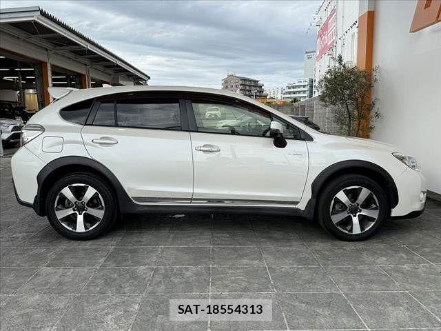 Subaru XV HYBRID 2014-02 8661823-11