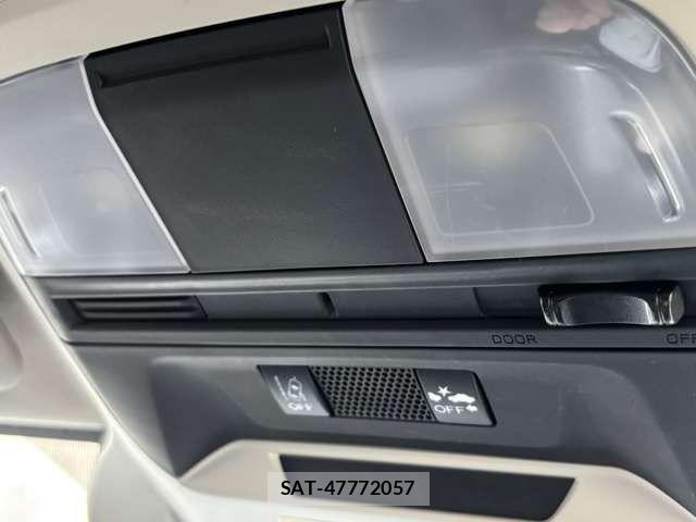 Subaru XV HYBRID 2020-03 8661816-18