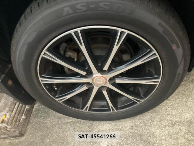 Subaru XV HYBRID 2014-02 8661820-5