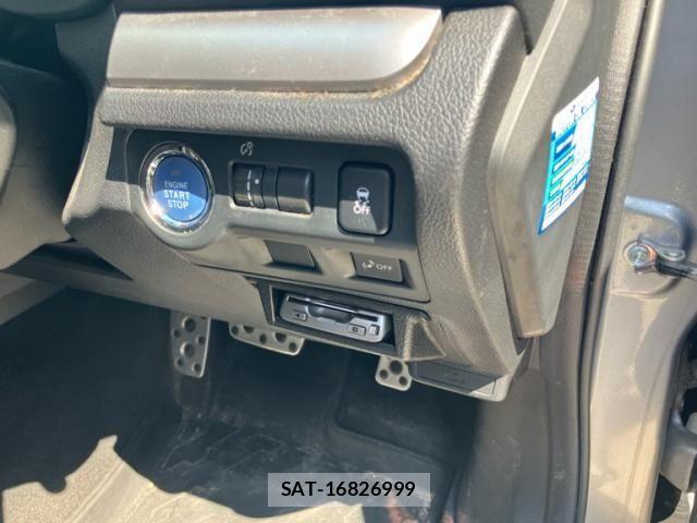 Subaru XV HYBRID 2014-02 8686677-16