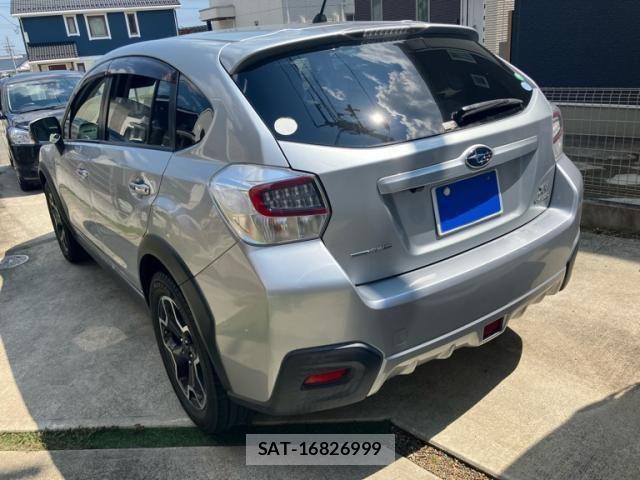 Subaru XV HYBRID 2014-02 8686677-3