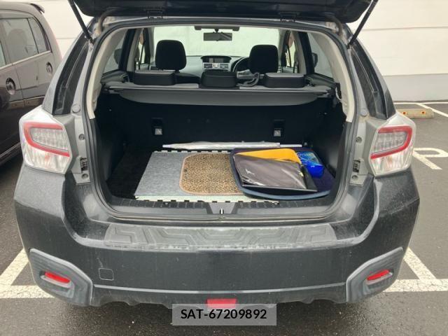 Subaru XV HYBRID 2013-07 8746134-11