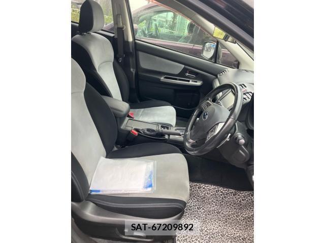Subaru XV HYBRID 2013-07 8746134-17