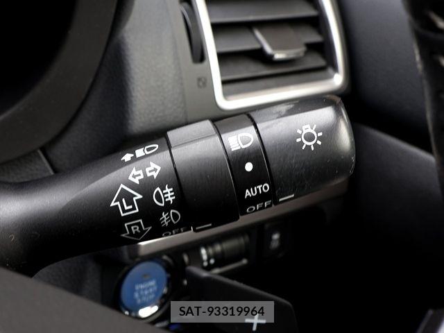 Subaru XV HYBRID 2016-05 8746133-20