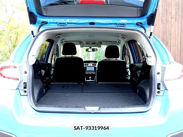 Subaru XV HYBRID 2016-05 8746133-27