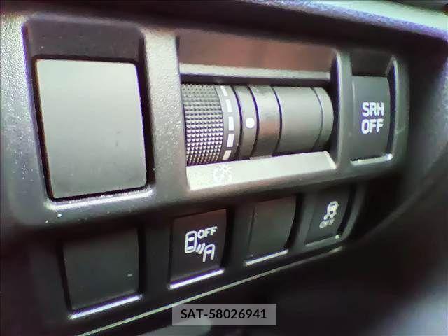 Subaru XV HYBRID 2022-02 8831857-19