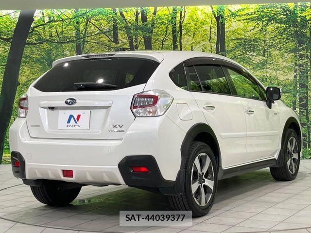 Subaru XV HYBRID 2014-04 8831859-17