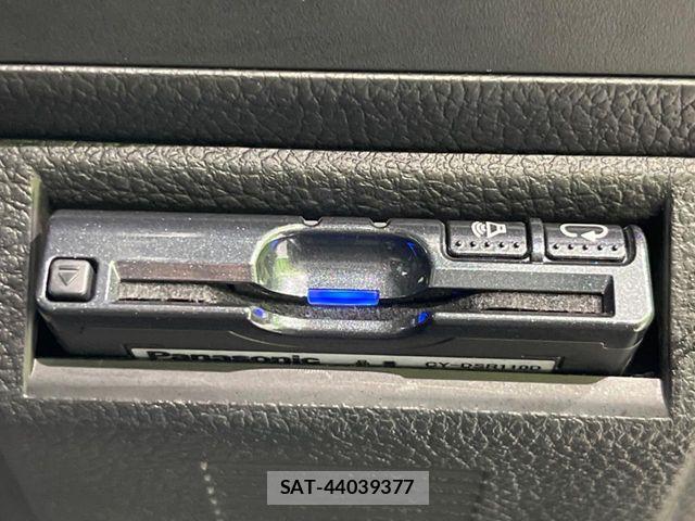 Subaru XV HYBRID 2014-04 8831859-6
