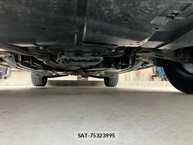 Subaru XV HYBRID 2013-09 8850760-29