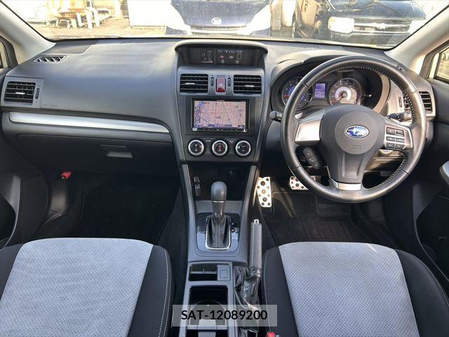 Subaru XV HYBRID 2013-07 8882416-10