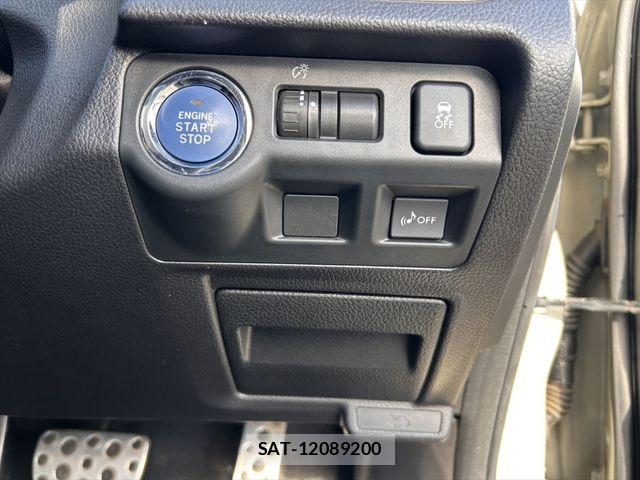 Subaru XV HYBRID 2013-07 8882416-20