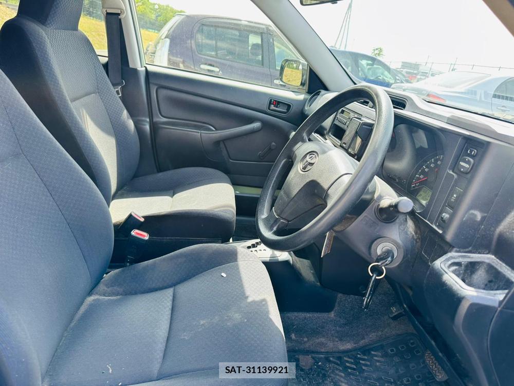 Toyota SUCCEED 2015 7013709-11