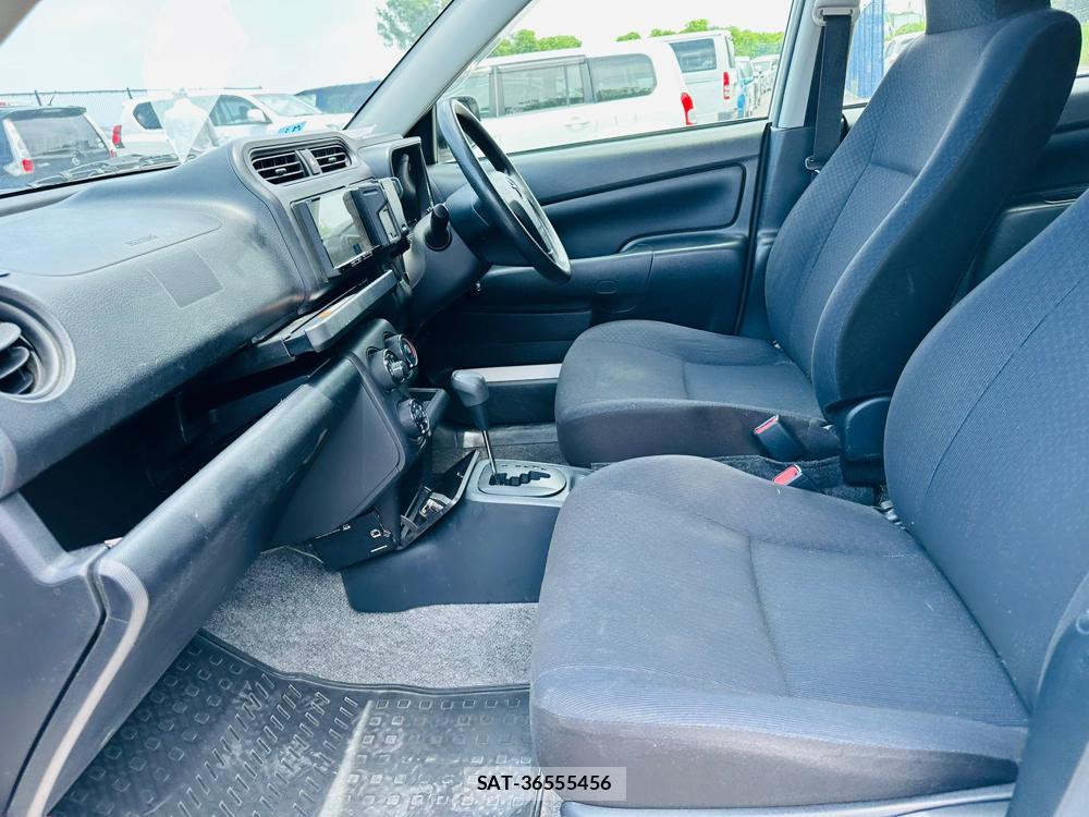 Toyota SUCCEED 2019-11 7536914-10