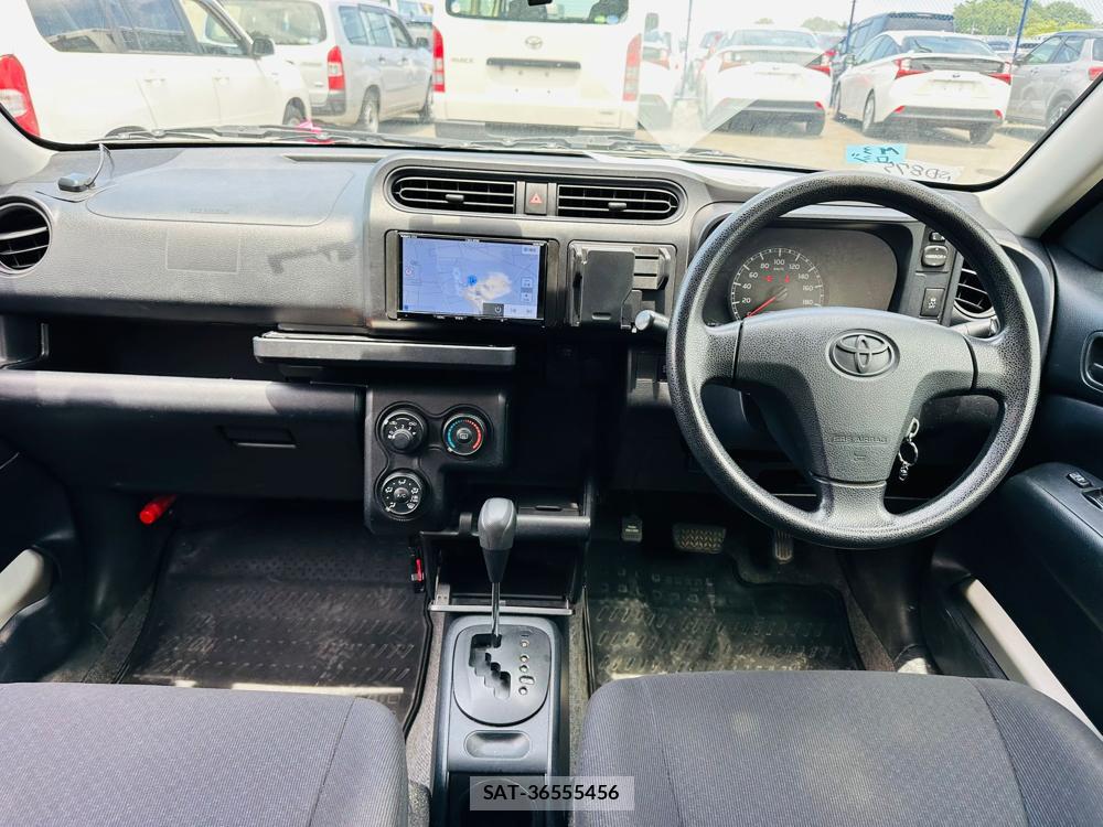 Toyota SUCCEED 2019-11 7536914-12