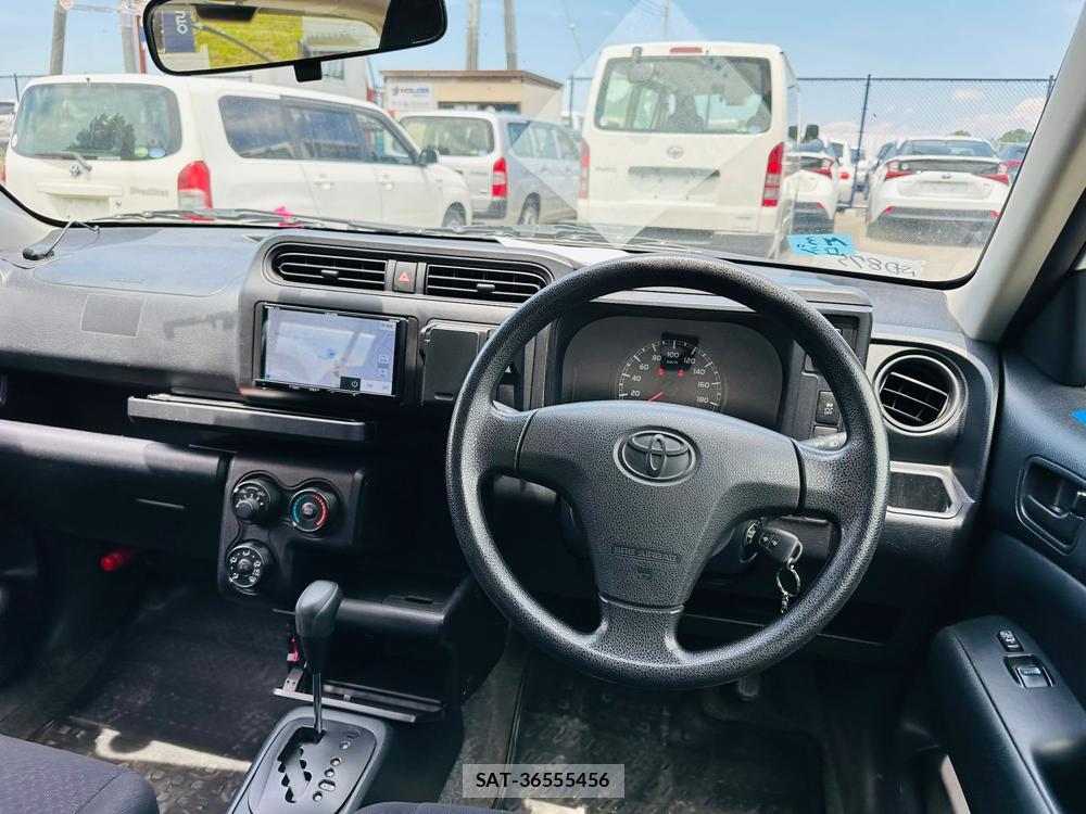 Toyota SUCCEED 2019-11 7536914-13