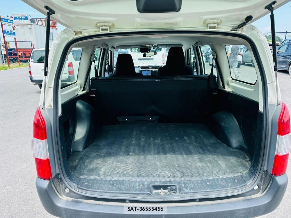 Toyota SUCCEED 2019-11 7536914-25