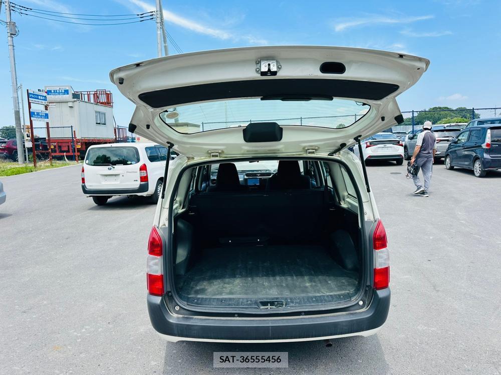 Toyota SUCCEED 2019-11 7536914-26