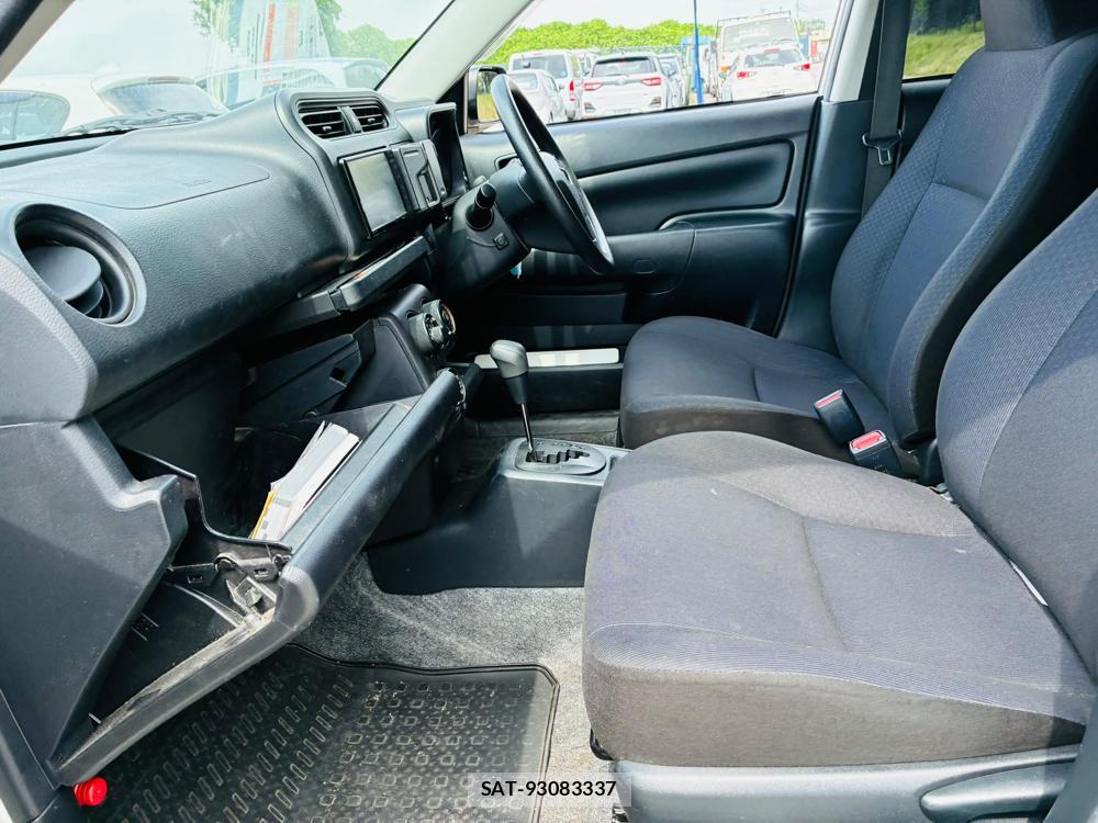 Toyota SUCCEED 2019-06 7914964-10
