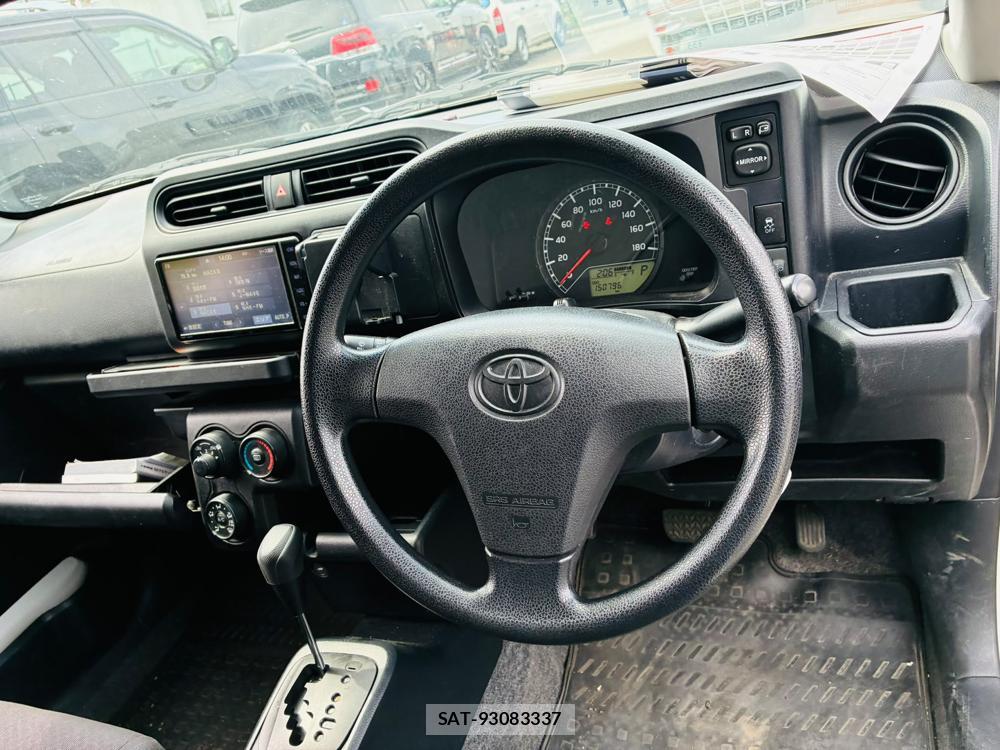 Toyota SUCCEED 2019-06 7914964-14