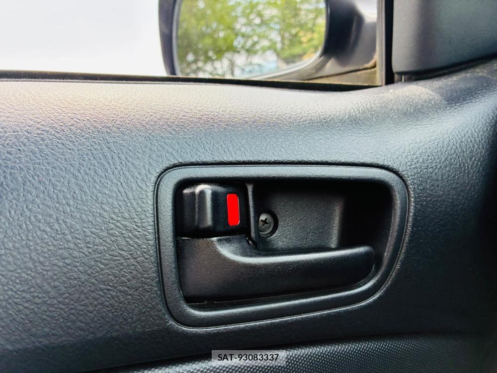 Toyota SUCCEED 2019-06 7914964-22