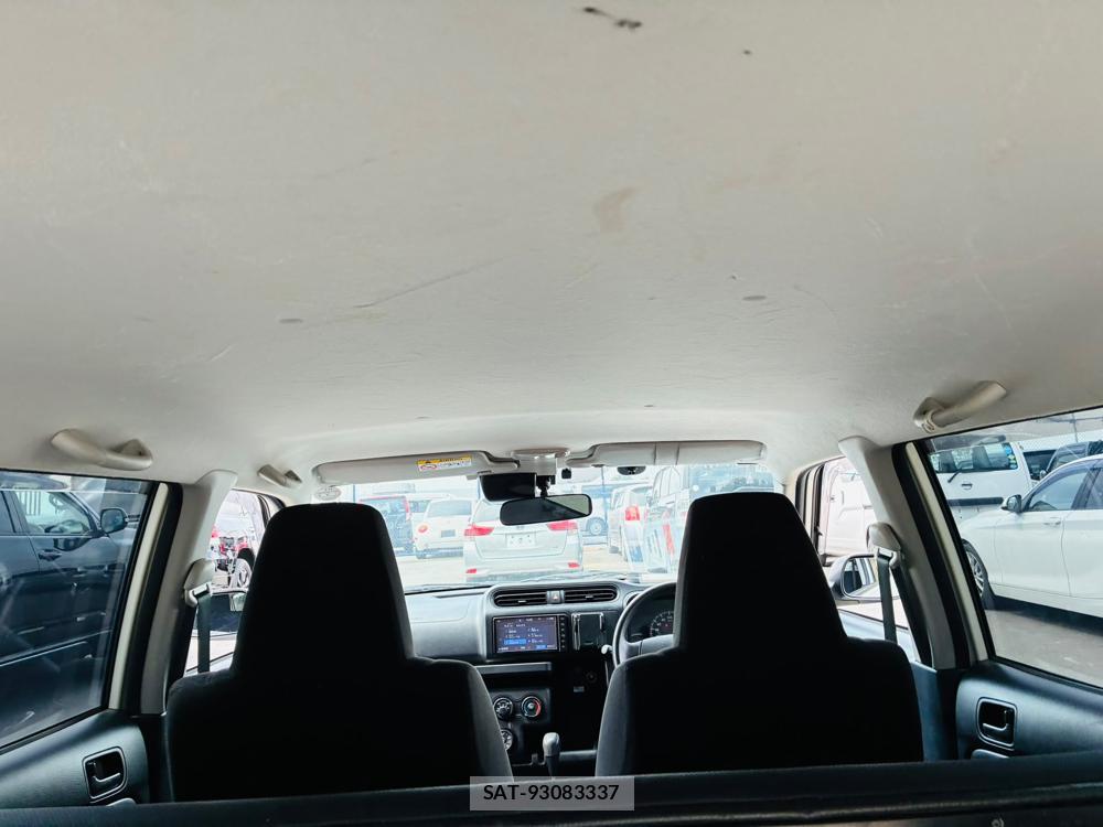 Toyota SUCCEED 2019-06 7914964-24