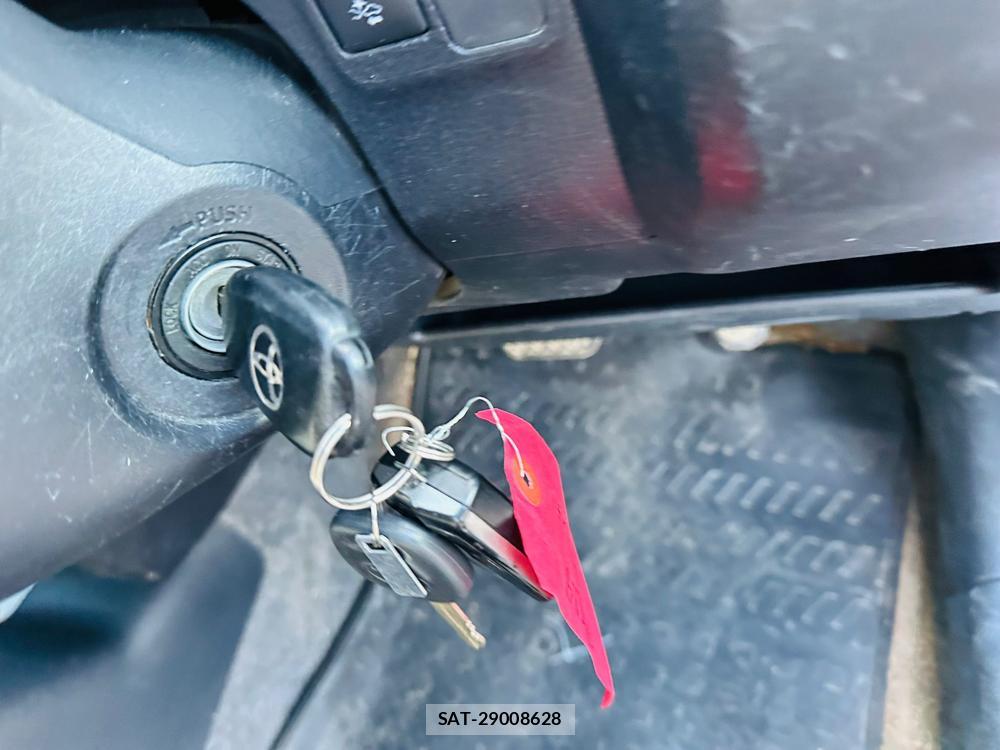 Toyota SUCCEED 2019-03 7349928-16